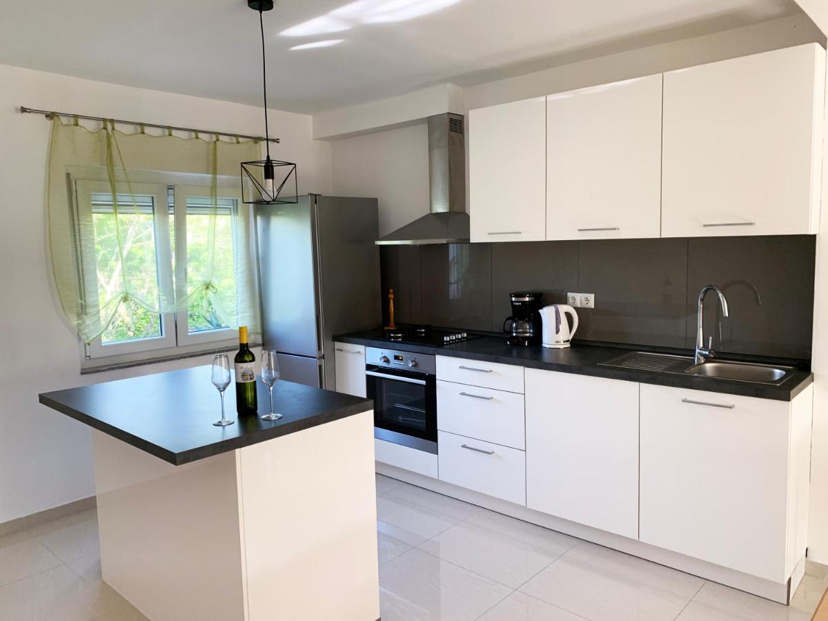 Vrh  New Apartment Ema II מראה חיצוני תמונה